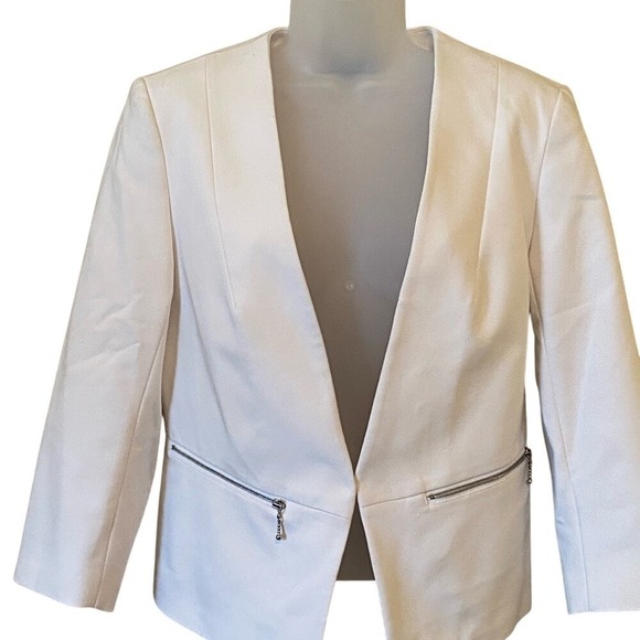 Express Jackets & Blazers - White‎ Express Women size 8 Jacket